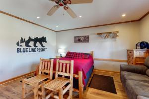 Zdjęcie z galerii obiektu Blue Line Resort Cabin #1 w mieście Carbondale