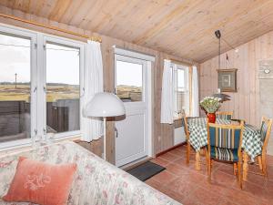 Posezení v ubytování Holiday home Thisted LIX