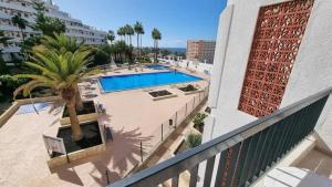 The swimming pool at or close to Viña Del Mar - Costa Adeje