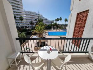 The swimming pool at or close to Viña Del Mar - Costa Adeje