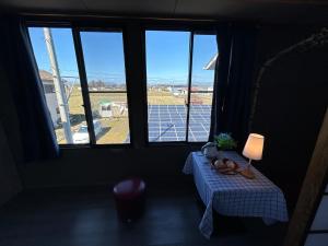 Balkon atau teras di 高島市安曇川町琵琶湖徒歩3分エクシブ 高島 近くBbQ自転車無料貸出