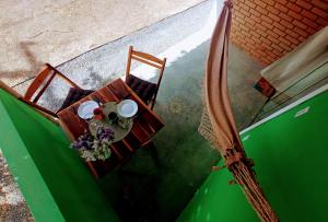 Flor e Luz Chalés的休息区