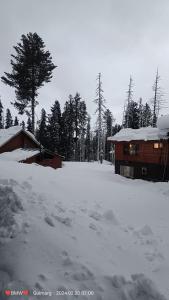 Hotel Inn Gulmarg saat musim dingin