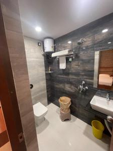 Koupelna v ubytování Hotel Dayaljeet
