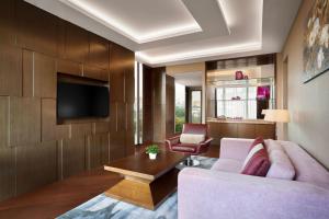 TV a/nebo společenská místnost v ubytování JW Marriott Hotel Hanoi