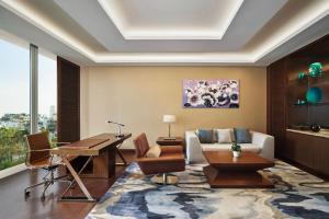 Posezení v ubytování JW Marriott Hotel Hanoi