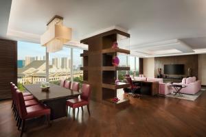 Posezení v ubytování JW Marriott Hotel Hanoi