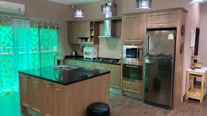 Køkken eller tekøkken på Big Comfortable Villa