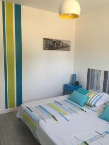 Postel nebo postele na pokoji v ubytování Gîte La Cabotte Rullyotine