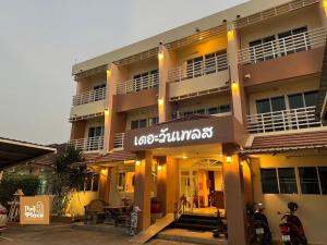 Budova, kde se aparthotel nachází
