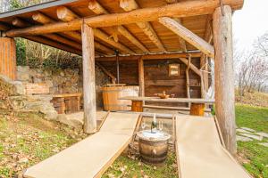 Fotografie z fotogalerie ubytování Vineyard Cottage Rataj 1 Hot Tub - Happy Rentals v destinaci Novo Mesto
