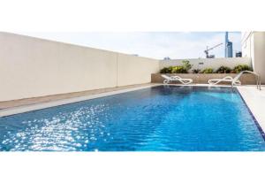 Πισίνα στο ή κοντά στο Deluxe 2BR Apartment Dubai Marina View
