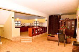 Posezení v ubytování Phoenix View Stay Ooty