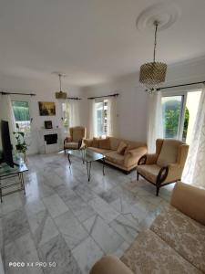 Posezení v ubytování Villa Alsancak Girne