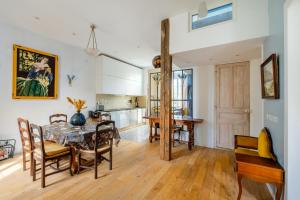 Posezení v ubytování Maison avec studio Cros de Cagnes