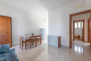 Khu vực ghế ngồi tại Appartamenti Rivabella Carpediem +18 ảnh