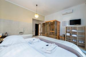Posteľ alebo postele v izbe v ubytovaní Apartment Barbara with Private pool