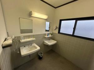 A bathroom at 高島市安曇川町琵琶湖徒歩3分エクシブ 高島 近くBbQ自転車無料貸出