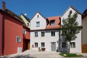 Το κτήριο όπου στεγάζεται  το διαμέρισμα