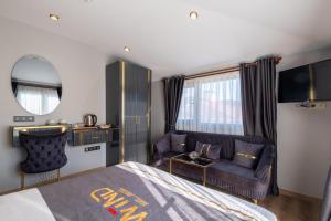 A kitchen or kitchenette at Wind Suit