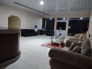 Area lobi atau resepsionis di H. V Hotel Bandara Gorontalo