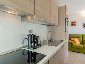 Kuchyň nebo kuchyňský kout v ubytování Apartment Nonni by Interhome + 28 fotografií