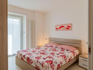 Postel nebo postele na pokoji v ubytování Apartment Nonni by Interhome