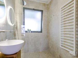 Apartment Le Copacabana by Interhome