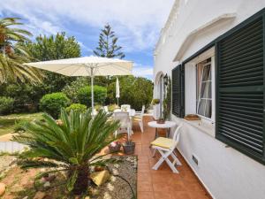 Zahrada ubytování Villa Tortolas by Interhome