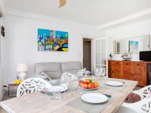 Køkken eller tekøkken på Apartment Atic Cap Tossa by Interhome