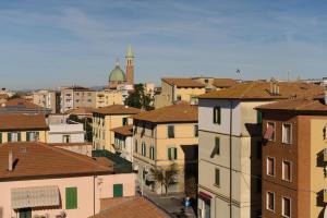 a view of a city with buildings at Albergo San Lorenzo in Grosseto