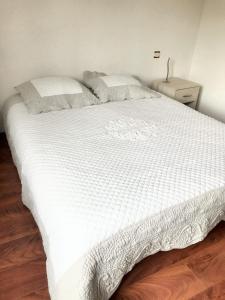 Posteľ alebo postele v izbe v ubytovaní Villa spacieuse à Laroque-des-Albères avec piscine privée