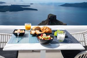 Makanan di atau berdekatan hotel