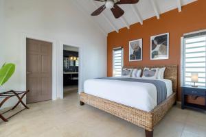 Gallery image of Pelikaan Sunset:A Villa With Stunning Ocean Views in Koolbaai