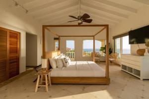 Gallery image of Pelikaan Sunset:A Villa With Stunning Ocean Views in Koolbaai