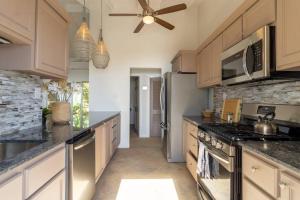 Gallery image of Pelikaan Sunset:A Villa With Stunning Ocean Views in Koolbaai