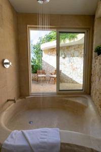 Gallery image of Pelikaan Sunset:A Villa With Stunning Ocean Views in Koolbaai