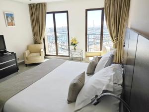 Postel nebo postele na pokoji v ubytování Cassis Loc - Chambre Meublée