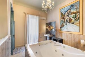 Koupelna v ubytování Villa Nicolaci - Liberty Suites + 33 fotografií