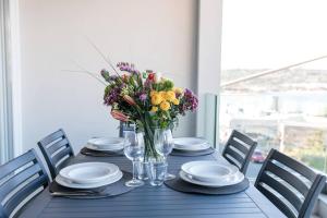 Foto de la galeria de 9ten11 Seafront By Homely a Mellieħa