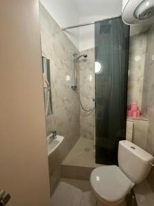 Kylpyhuone majoituspaikassa DATRI Petite Suite 8