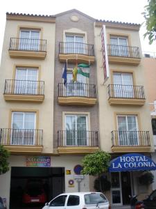 Imagen de la galería de Hostal La Colonia, en Marbella