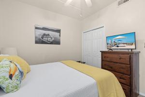 Gallery image of Coronado Get-AWAY at Fantasy Circle in South Padre Island