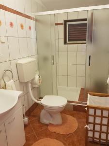 Kúpeľňa v ubytovaní Holiday Home Nada