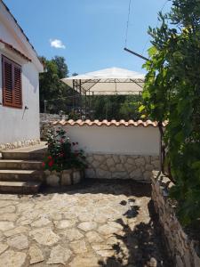 Vonkajšia záhrada v ubytovaní Holiday Home Nada
