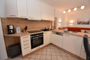 Küche/Küchenzeile in der Unterkunft Haus "Luv und Lee" Appartement LEE02