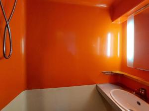 Koupelna v ubytování Résidence Nova - Studio 2 personnes, proche des pistes et des commerces, au cœur de la station d’Arc 1800 dans le village des Villards MAE-1858 + 12 fotografií