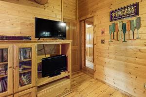 Μια τηλεόραση ή/και κέντρο ψυχαγωγίας στο Gail's Lodge