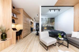 A seating area at ERKEL 18 APARTMAN