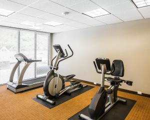 Fitness centrum a/nebo fitness zařízení v ubytování Sleep Inn Lufkin